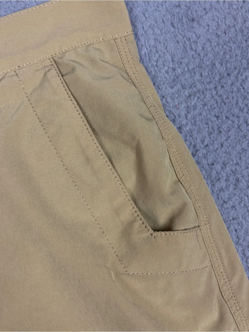 Mountain Khakis Hiking Shorts Men's 31 Light Beige Flat-Front Stretch 10” Inseam